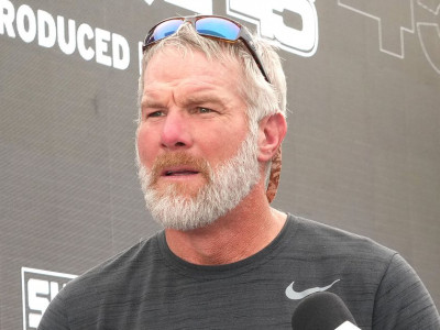 Brett Favre’s walls are closing in after a guilty plea in Mississippi welfare scam