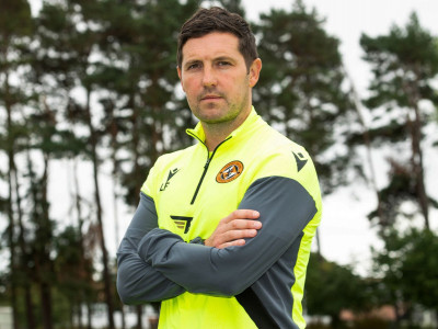 Liam Fox: Dundee United appoint Jack Ross' assistant as head coach with East Fife manager Stevie Crawford to join