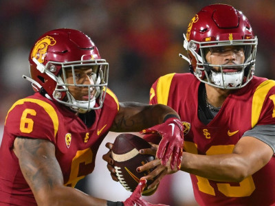 Big USC betting line drives flurry for Oregon St.