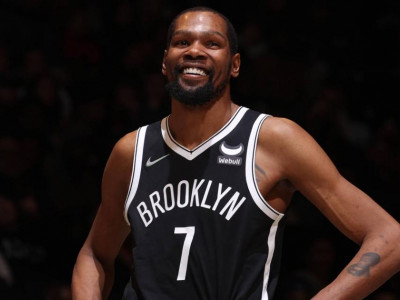 Kevin Durant emphasizes commitment to Nets at Media Day