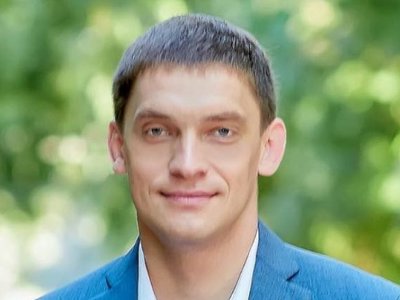 Blindfolded and Taken Away: Mayor of Melitopol Told the Story of His Russian Captivity