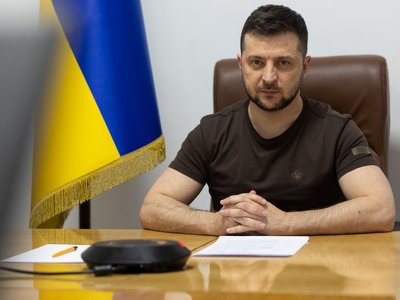 Zelensky invites Sweden to take part in restoration of Ukraine