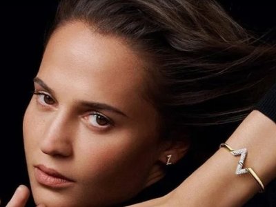 Louis Vuitton fashion house accused of supporting Russia with 'Z' in jewelry collection