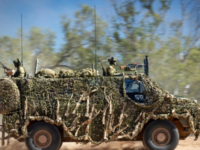  Australia to Send Armored Troop Carriers to Ukraine 