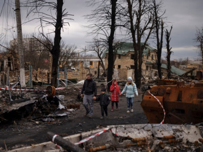  War Crimes Watch: A Devastating Walk Through Bucha's Horror 