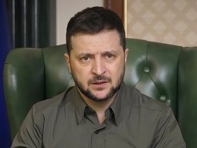  Zelenskyy Warns of Larger Russian Operations in East 