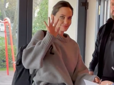 Angelina Jolie spotted in Lviv cafe, meets IDPs at railway station (updated)