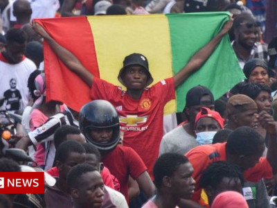 Guinea to move to civilian rule in three years