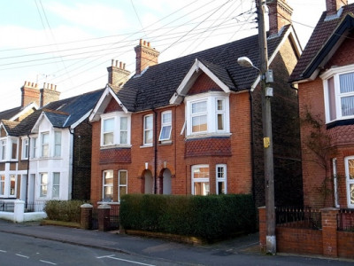 Homes for Ukraine: how can Ukrainians go to the UK?