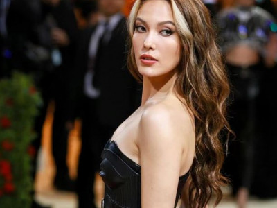 Who is Eileen Gu, China's Viral Met Gala Star?