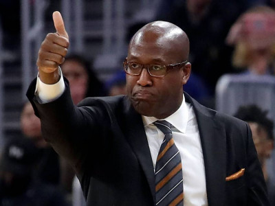 Can Warriors assistant Mike Brown end Kings' 16-year playoff drought as new head coach?