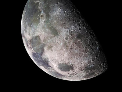 The lunar soil has the potential to produce oxygen and fuel