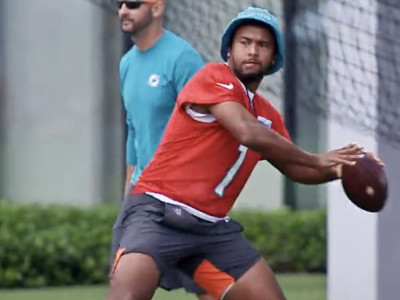 Tua Tagovailoa underthrowing Tyreek Hill is the saddest Dolphins hype video possible