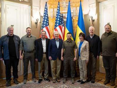 Strong signal of bipartisan support - Zelensky meets the US Senate delegation