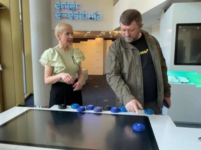 During his visit to the Republic of Estonia, Oleksandr Korniyenko visited e-Estonia Briefing Center