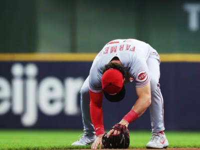 How the Reds became the biggest embarrassment in baseball
