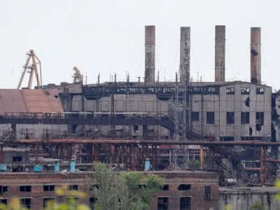 Up to 1,700 Ukrainian servicemen have surrendered at Azovstal, says UK Ministry of Defense