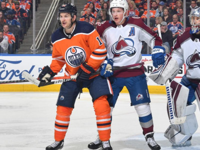 What channel is Avalanche vs. Oilers Game 1 on today?