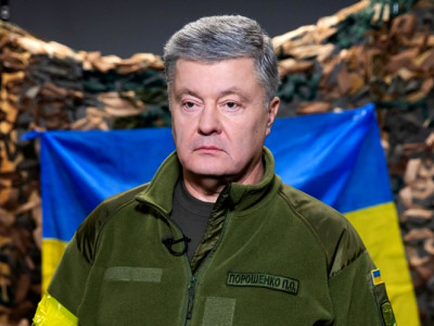 Mind explains what Petro Poroshenko is accused of