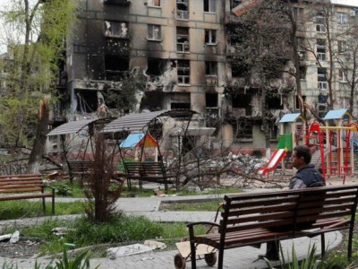 In Mariupol, occupiers force residents to work for water access