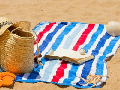The 13 Best Beach Towels You'll Definitely Want to Pack for Oceanside & Poolside Days