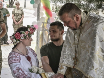 Life Goes On as Ukraine Army Holds War Weddings