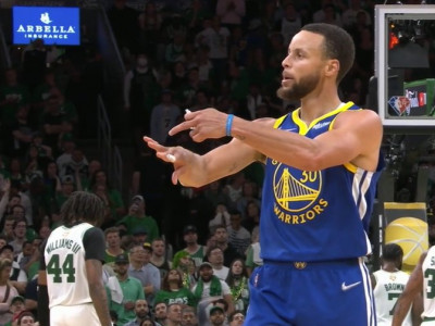 Stephen Curry asked the Celtics for his ring after another three-pointer in NBA Finals