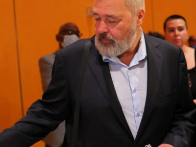 Russian journalist Dmitry Muratov auctions Nobel medal for $103m