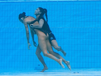 World Aquatics Championships: US artistic swimmer Anita Alvarez rescued by coach after fainting in pool