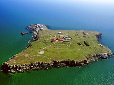 Johnson insists on arming Ukraine, Armed Forces hit Russian missile system on Snake Island: last