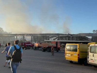 Eighteen people killed as Russians launch missiles at packed shopping mall in Kremenchuk (UPDATED)