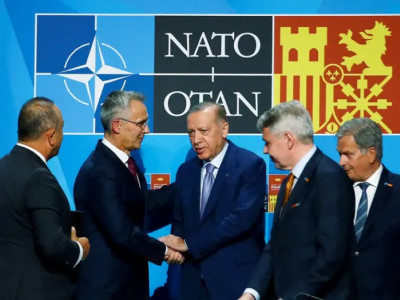Finland, Sweden on Path to NATO Membership as Turkey Drops Veto