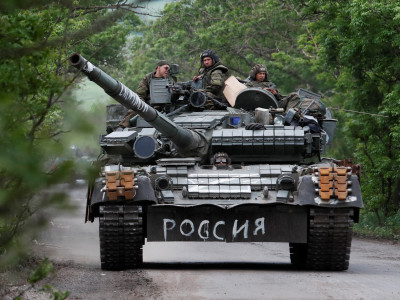 Enemy attempting to encircle Ukrainian troops near Lysychansk