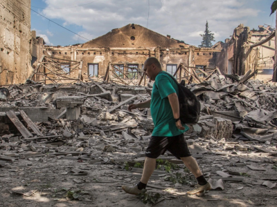 Zelenskyy Vows to Regain Territory After Russia Captures Lysychansk