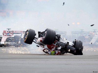 Zhou escapes serious injury after horrific Formula One crash