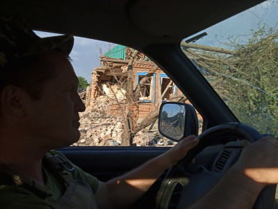 We don't want to go to russia!: real life in a village near occupied Lysychansk,