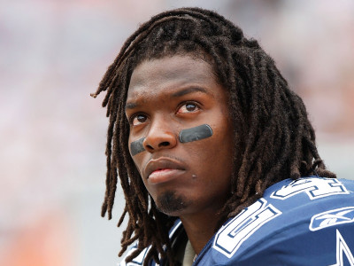 Officials say former Dallas Cowboys, Chicago Bears running back Marion Barber III died of heat
