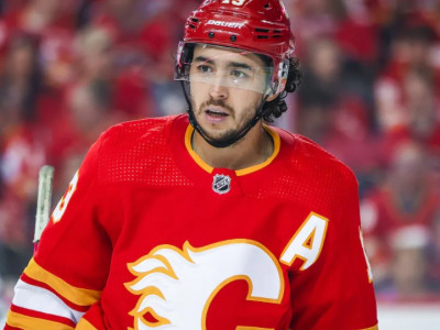 Star forward Johnny Gaudreau joins 'thrilled' Columbus Blue Jackets with seven-year deal