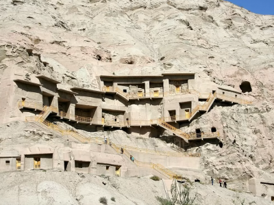 Ancient Buddhist grottoes in Xinjiang to open to public