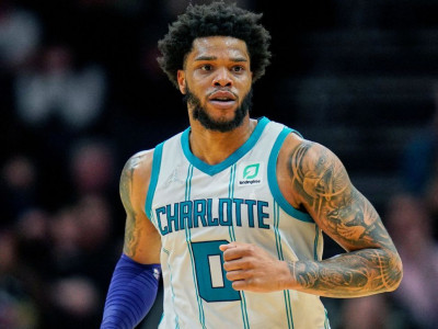Felony charges filed against Charlotte Hornets' Miles Bridges for domestic violence, child abuse