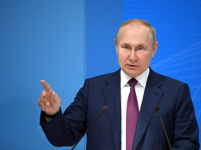 CIA director says Putin looks 'too healthy'