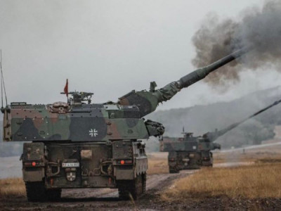 German government approves sale of 100 Panzerhaubitze 2000 artillery systems to Ukraine
