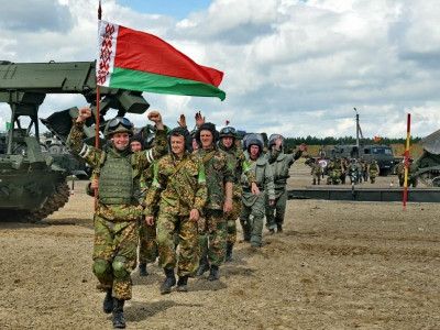Belarusian Sources See Lingering Russian Threat to Ukraine's North, Disagree on Belarus' Role
