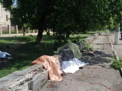 The war. The Russians shelled a bus stop in Toretsk — eight people were killed