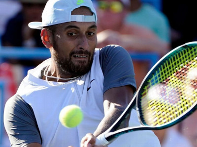 'Emotional' Kyrgios breaks three-year title drought