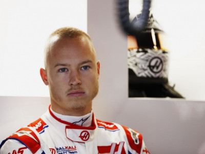 Former Russian F1 driver decided to switch from bolide to a truck