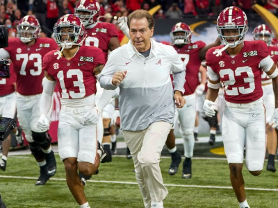 AP preseason poll reaction