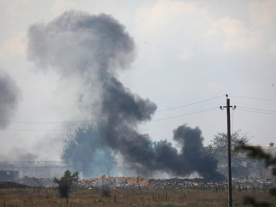  Russia Thwarts Drone in Crimea, Strikes Near Southern Nuclear Plant 