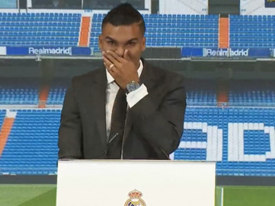 Casemiro cries during his farewell speech before moving to Manchester United.