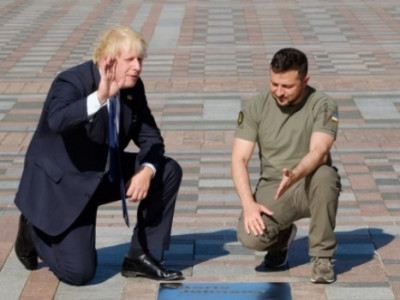 In Kyiv, Johnson Receives Order of Freedom and Nameplate on Alley of Courage